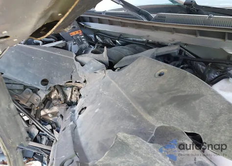 2018 Chevrolet Silverado 1500 2Lt из США, поврежденный, VIN 3GCUKREC2JG312840